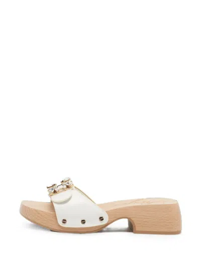 Pre-owned Roger Vivier Vintage Crystal-embellished Clogs In White