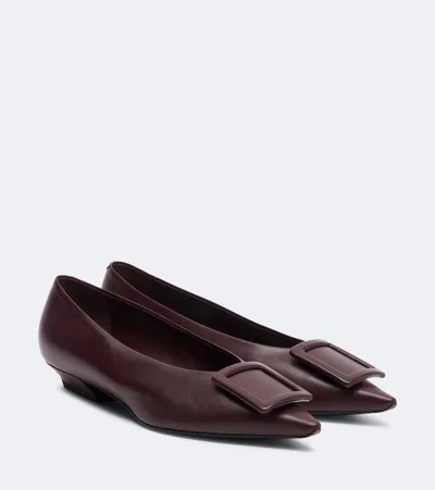Roger Vivier Viv' In The City Leather Ballet Flats In Burgundy