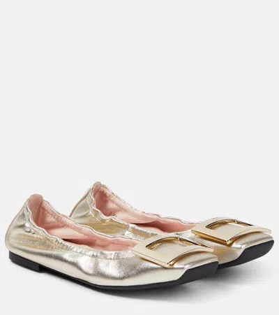 Roger Vivier Viv' Pockette Leather Ballet Flats In Gold