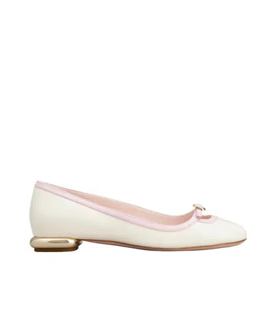 Roger Vivier Viv' Podium Ballerinas In Patent Leather In White
