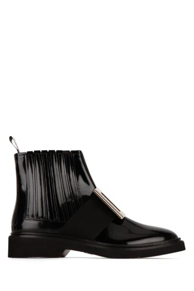 Roger Vivier Viv Ranger Embellished Patent-leather Chelsea Boots In Black
