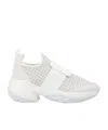 Roger Vivier Round Toe Low Cut Casual Shoes In White
