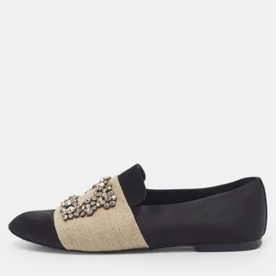 Pre-owned Roger Vivier Viv Run Strass Size 35 Black Crystal Raffia And Satin Loafers