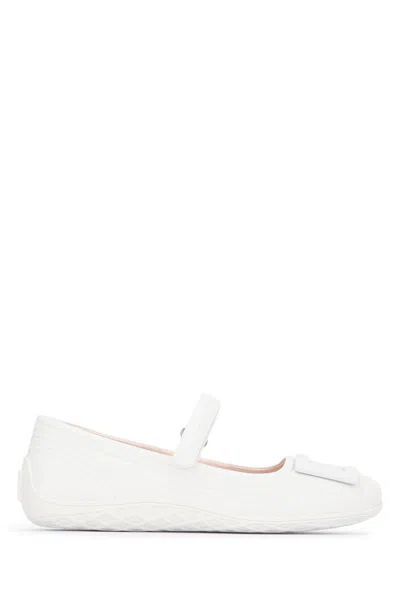 ROGER VIVIER WHITE LEATHER BALLET FLATS