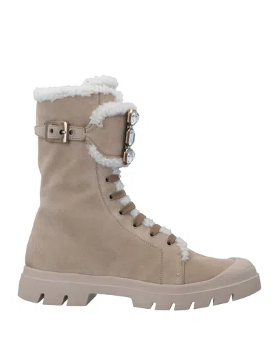 Roger Vivier Walky Viv High Ankle Boots In Beige