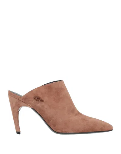 Roger Vivier Woman Mules & Clogs Brown Size 8 Leather