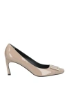 Roger Vivier Belle Vivier 70 Trompette Pumps In Beige