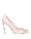 Roger Vivier Pointed Toe Leather Pumps With Buckle Detail In Pink