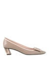 Roger Vivier Viv' In The City 65 Suede Pumps In Sage Green