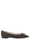 Roger Vivier Gommettine Flat Shoes Gray