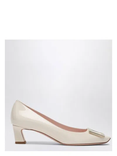 ROGER VIVIER WOMEN'S IVORY PATENT LEATHER TROMPETTE DÃ©COLLETÃ©S PUMPS