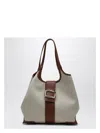 Roger Vivier Women's Viv Choc Medium Shopping Bag Natural Coloured