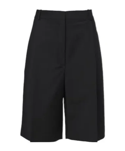 Rohe Solid-color Casual Capri Pants In Black