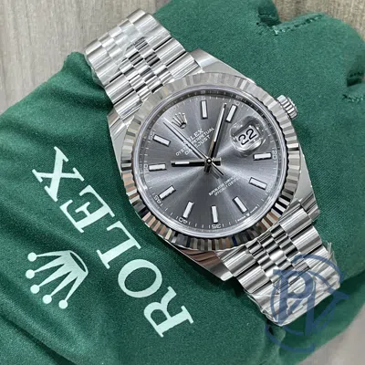 Pre-owned Rolex Datejust 41 Gray Rhodium Index 126334 Fluted Bezel Jubilee Complete
