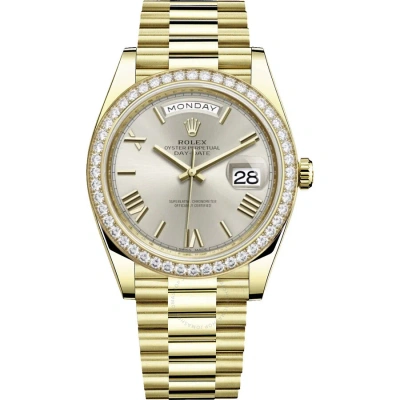 Rolex Day-date 40 Silver Diagonal Motif Dial Automatic Men's 18kt Yellow Gold President Watch 228348