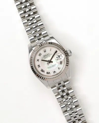 Rolex Lady-datejust 26mm 2006 Mother-of-pearl Watch In Silver