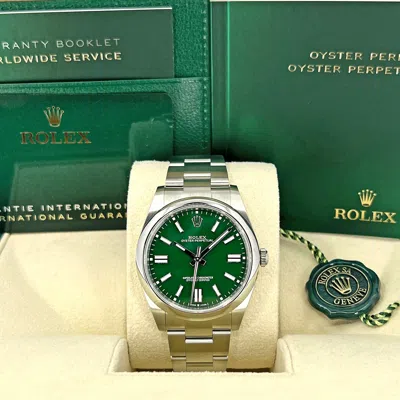 Pre-owned Rolex Oyster Perpetual 41, Green, Ref 124300-0005, Unworn Complete 2023