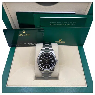 Pre-owned Rolex Oyster Perpetual 41mm Steel Black Dial Automatic Watch 124300