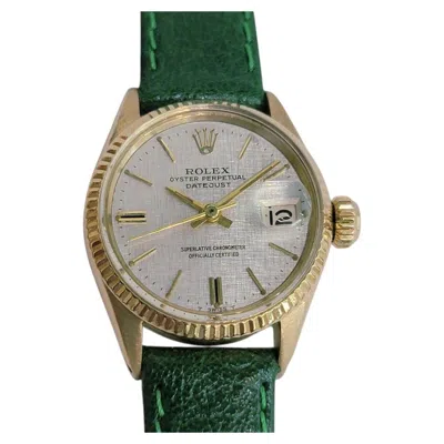 Pre-owned Rolex Ref 6517 Lady Datejust 18k Gold 25mm 1950s Linen Dial Automatic Ra703c In Multi