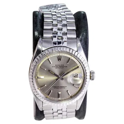 Pre-owned Rolex Stainless Steel Oyster Perpetual Datejust With Original Silver Dial 1970's In Multi