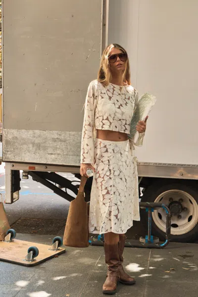 Rolla's Jeans Us Edith Lace Wrap Skirt In White