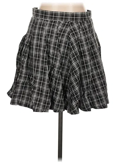 Pre-owned Romwe Casual Skirt In Black