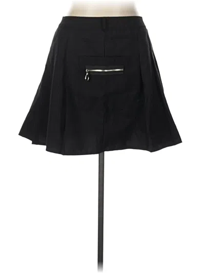 Pre-owned Romwe Casual Skirt In Black