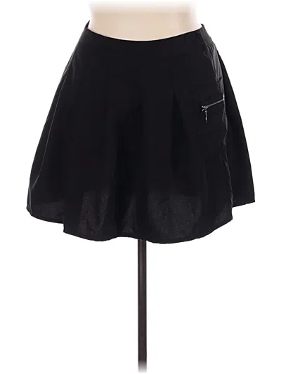Pre-owned Romwe Casual Skirt In Black