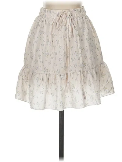 Pre-owned Romwe Casual Skirt In Ivory