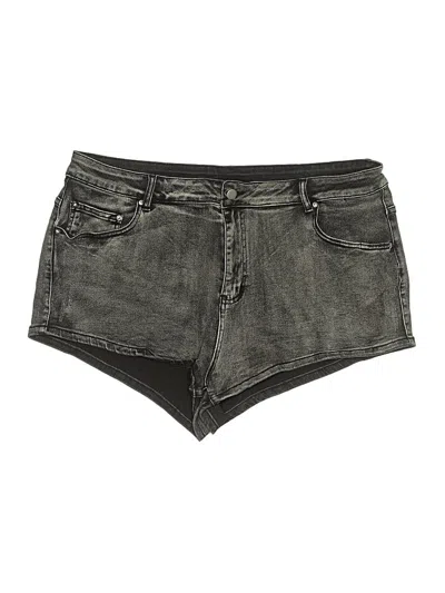 Pre-owned Romwe Denim Shorts In Gray