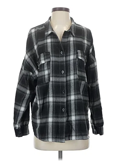 Pre-owned Romwe Long Sleeve Button Down Shirt In Black