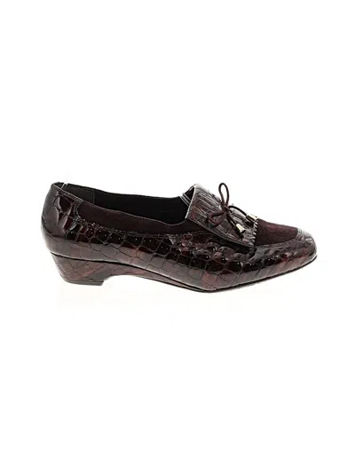 Pre-owned Ros Hommerson Flats In Burgundy