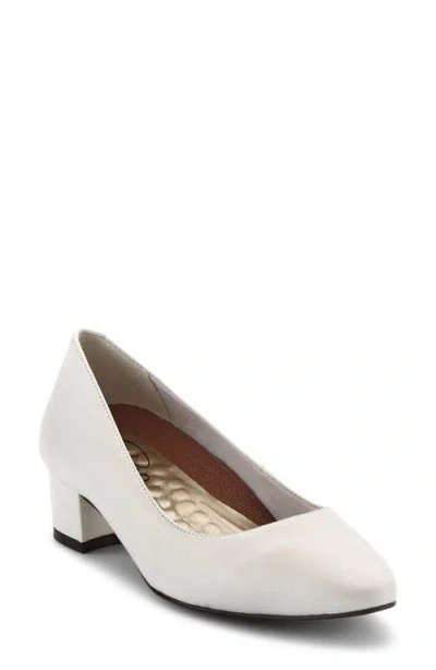 Ros Hommerson Heidi Ii Pump In White