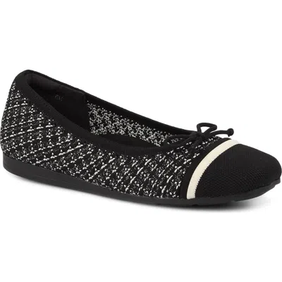 Ros Hommerson Noelle Cap Toe Ballet Flat In Black