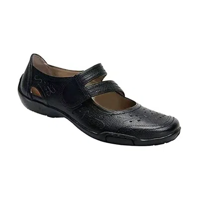 Ros Hommerson Women's Chelsea Comfort Shoes In Black
