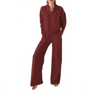Rosa Clothing Casual V-neck Long Sleeve Top In Burgundy