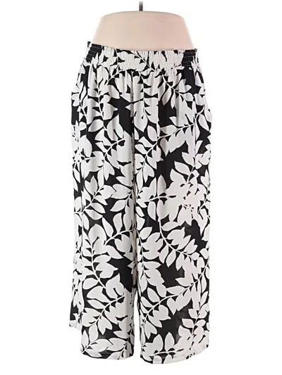 Pre-owned Rose + Olive Casual Pants In Ivory