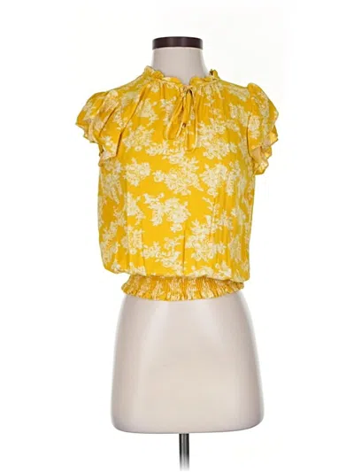 Pre-owned Rose + Olive Short Sleeve Blouse In Yellow
