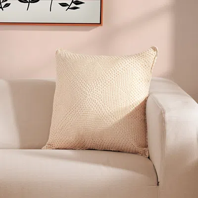 Roselli Trading Amelia Crocheted Pillow In Neutral