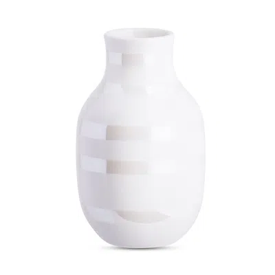 Rosendahl Kahler Omaggio Vase, Blue In White
