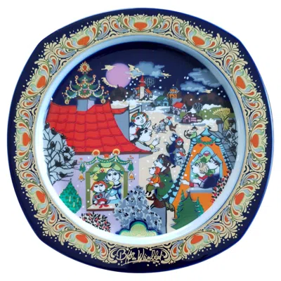 Pre-owned Rosenthal Bjørn Wiinblad Christmas Plate 1990 "christmas Carols" In Gray