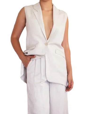 Rosevelvet Candice Linen Vest In Oyster In White