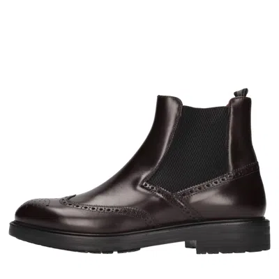 Rossi Boots In Burgundy