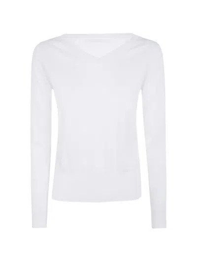 Rosso Puro Long Sleeved V Neck Sweater In White