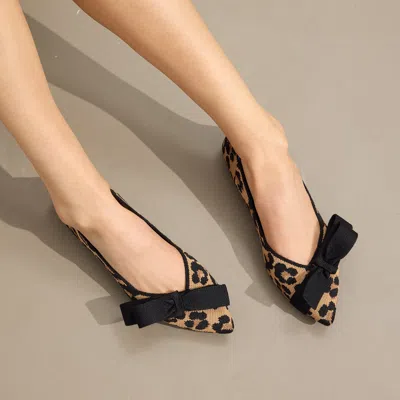Rothys The Bow Point Ii In Brown