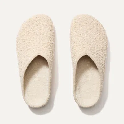 Rothys The Cozy Clog In White/neutral In Honeybun Boucl