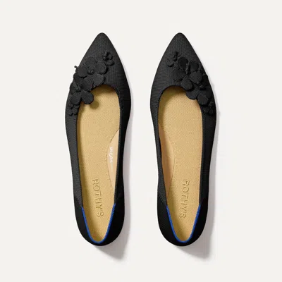 Rothys The Petal Point Ii In Black/neutral