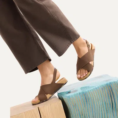 Rothys The Weekend Sandal In Multi