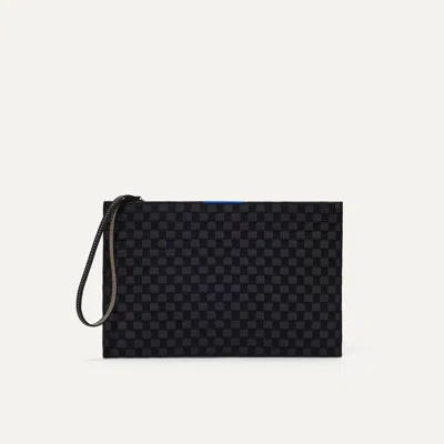 Rothys The Wristlet In Black/neutral In Black Sand
