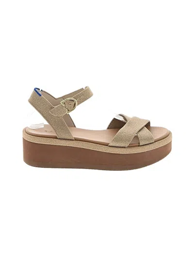 Pre-owned Rothys Wedges In Gold